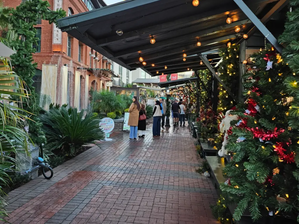 Christmas in Savannah: A Memorable Experience